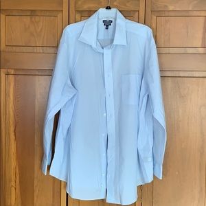 Croft & Barrow men’s shirt 19 powder blue